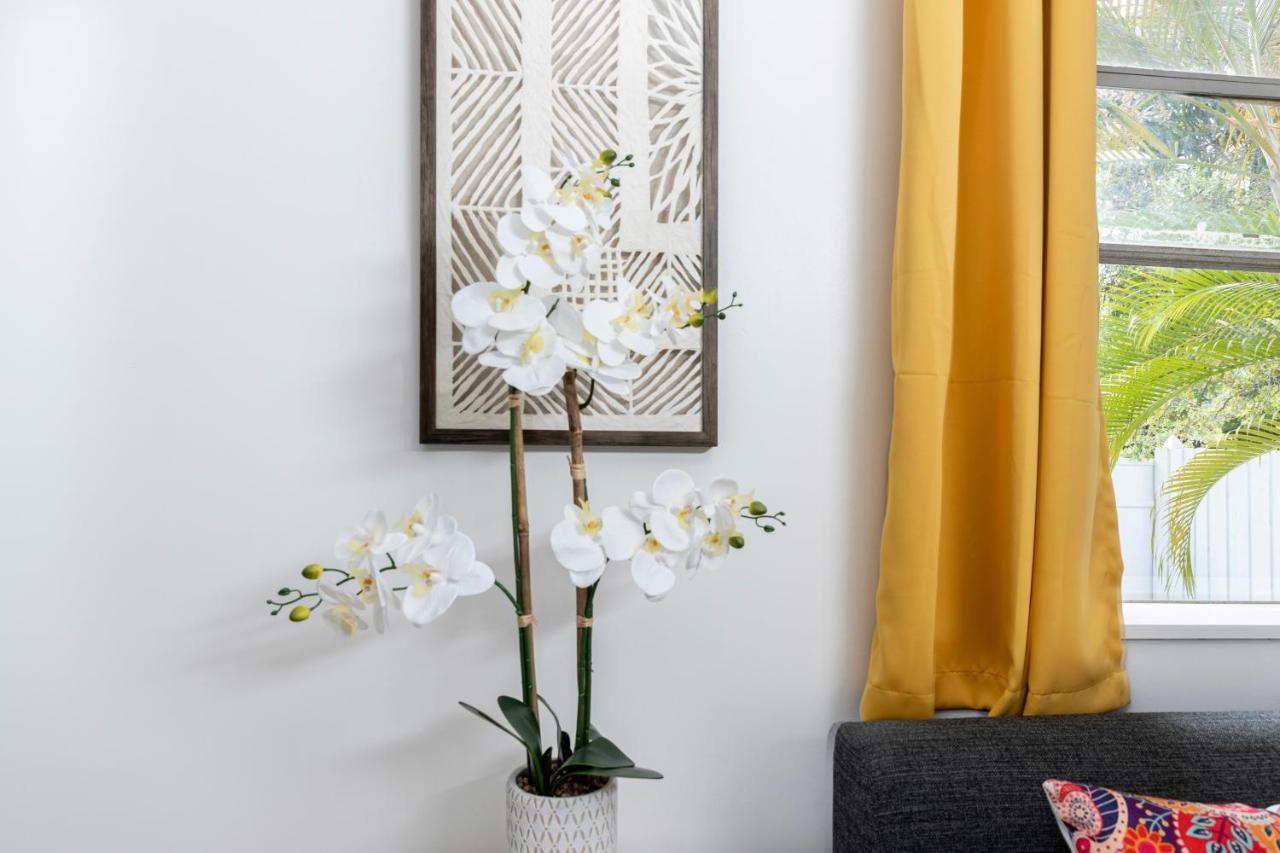 Beautiful Casita With King Bed And Private Patio Close To Calle 8, Mia Airport, Coral Gables Маями Екстериор снимка